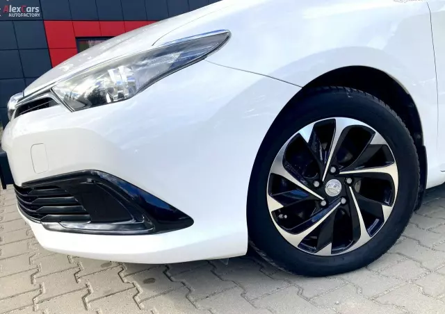 TOYOTA Auris 1.4 D-4D Active
