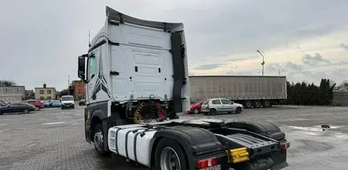MERCEDES-BENZ Actros 