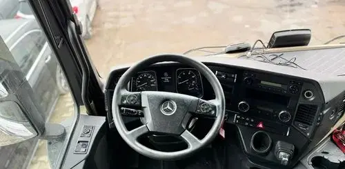 MERCEDES-BENZ Actros 