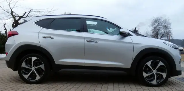 HYUNDAI Tucson 1.6 T-GDi Premium 4WD DCT