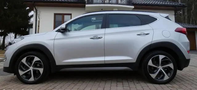 HYUNDAI Tucson 1.6 T-GDi Premium 4WD DCT