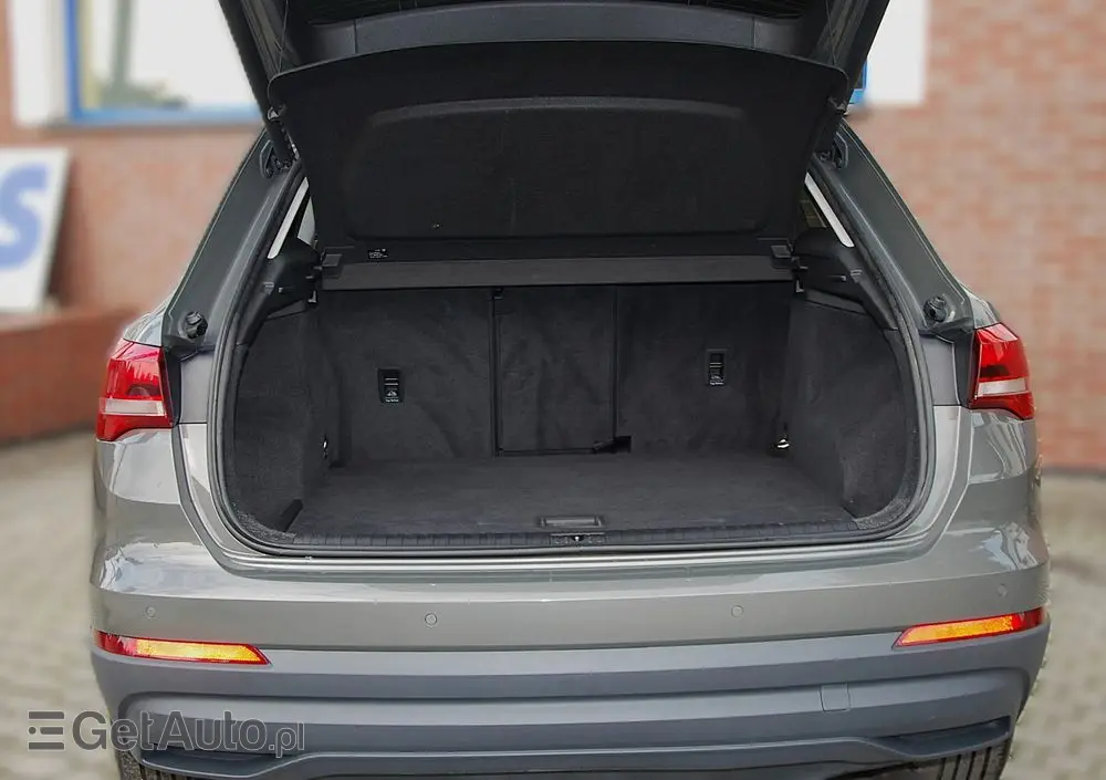 AUDI Q3 40 TFSI Quattro Advanced S tronic