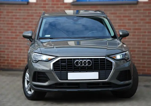 AUDI Q3 40 TFSI Quattro Advanced S tronic