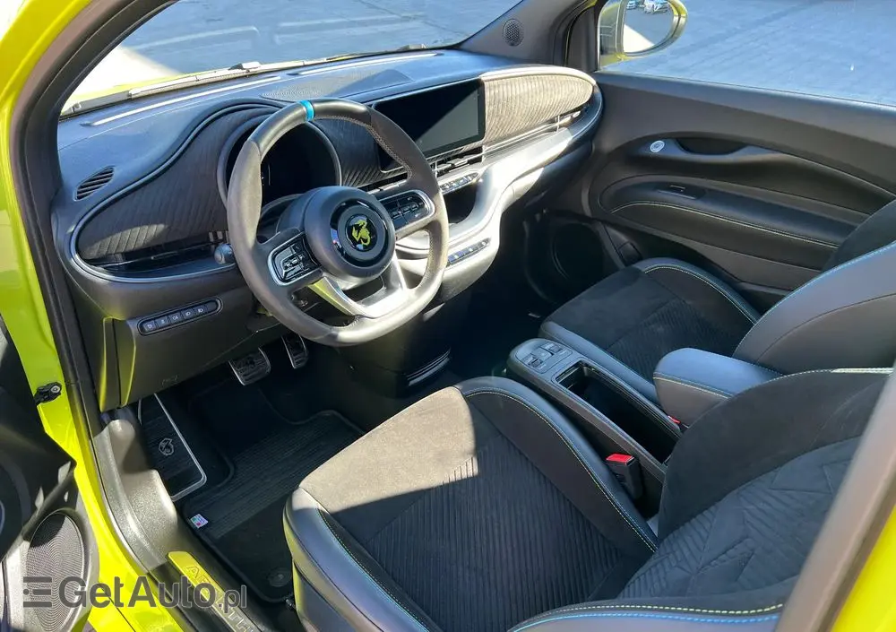 ABARTH 500e 37.8kWh Turismo