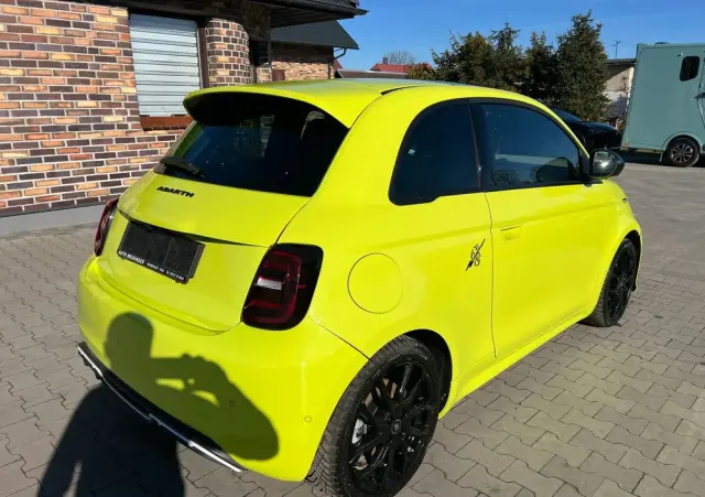 ABARTH 500e 37.8kWh Turismo