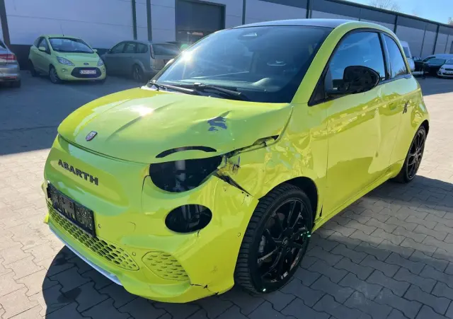 ABARTH 500e 37.8kWh Turismo