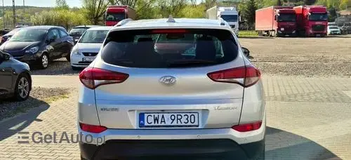HYUNDAI Tucson 