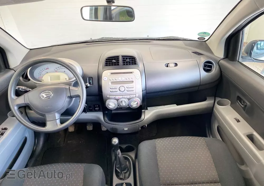 DAIHATSU Sirion 1.0