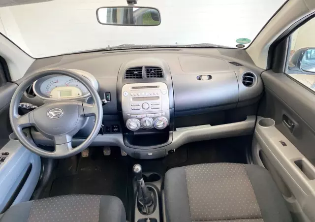 DAIHATSU Sirion 1.0