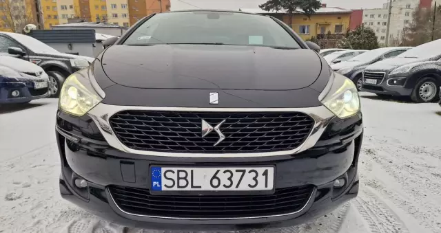 DS AUTOMOBILES DS 5 