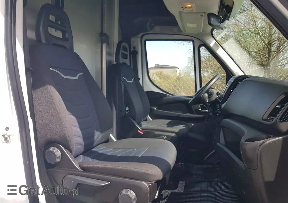 IVECO DAILY KONTENER NISKOPODŁOGOWY 4,43x2,23x2,42 SKLEP KAMPER FOODTRUCK BAR KLIMA KONIOWÓZ 