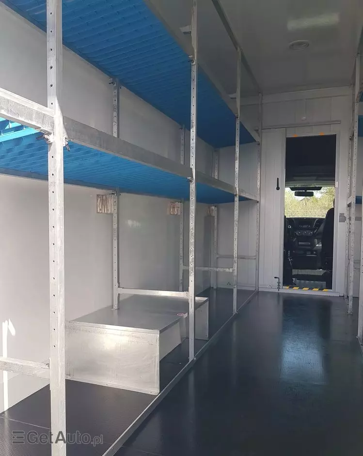 IVECO DAILY KONTENER NISKOPODŁOGOWY 4,43x2,23x2,42 SKLEP KAMPER FOODTRUCK BAR KLIMA KONIOWÓZ 