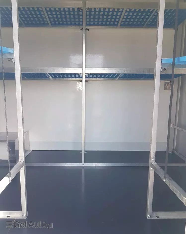 IVECO DAILY KONTENER NISKOPODŁOGOWY 4,43x2,23x2,42 SKLEP KAMPER FOODTRUCK BAR KLIMA KONIOWÓZ 