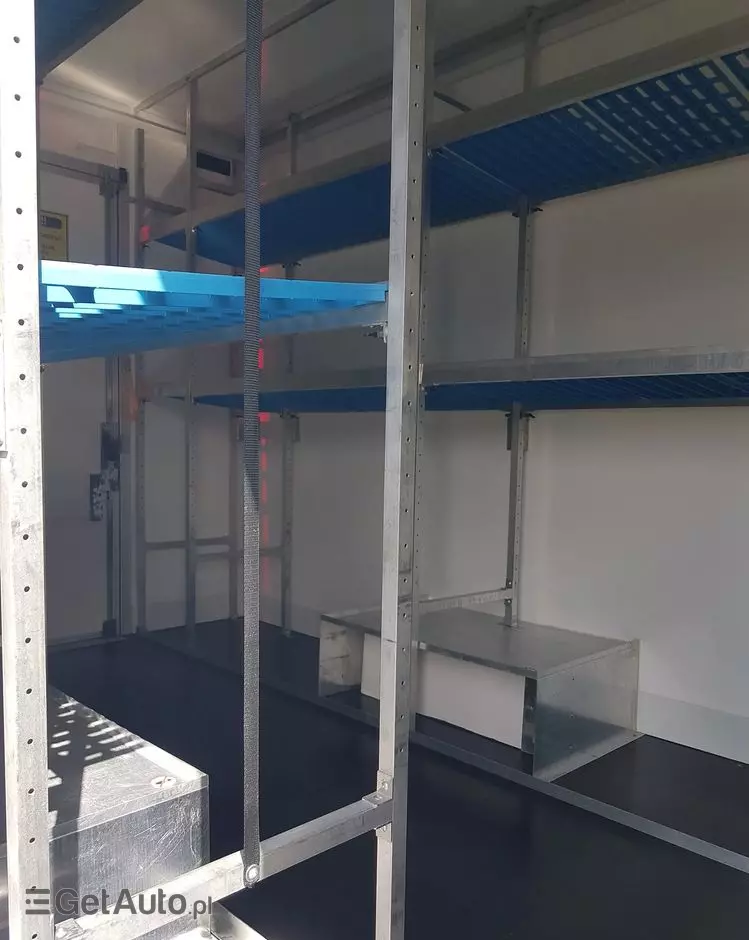 IVECO DAILY KONTENER NISKOPODŁOGOWY 4,43x2,23x2,42 SKLEP KAMPER FOODTRUCK BAR KLIMA KONIOWÓZ 