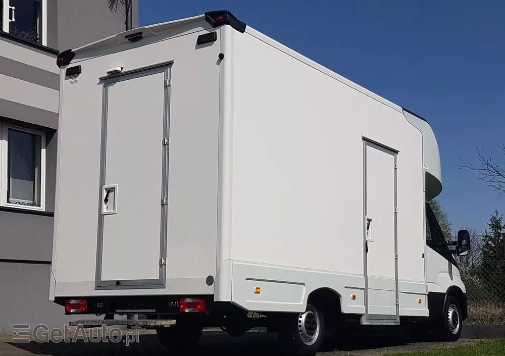 IVECO DAILY KONTENER NISKOPODŁOGOWY 4,43x2,23x2,42 SKLEP KAMPER FOODTRUCK BAR KLIMA KONIOWÓZ 