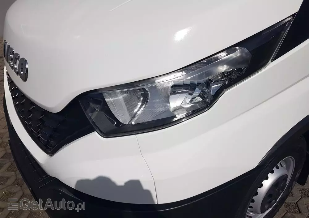 IVECO DAILY KONTENER NISKOPODŁOGOWY 4,43x2,23x2,42 SKLEP KAMPER FOODTRUCK BAR KLIMA KONIOWÓZ 