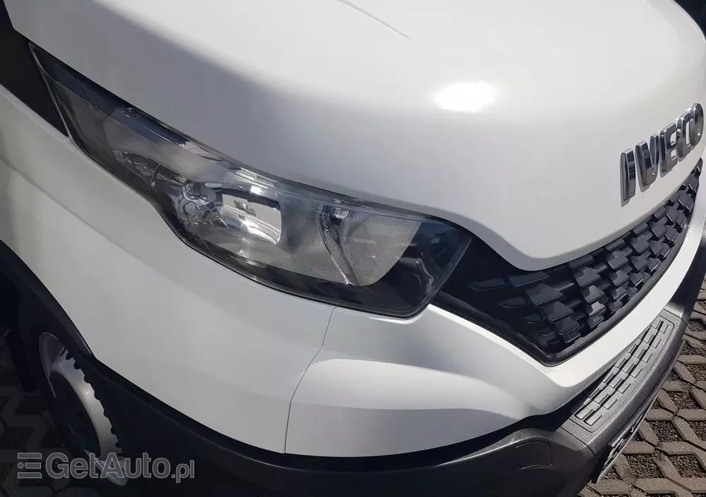 IVECO DAILY KONTENER NISKOPODŁOGOWY 4,43x2,23x2,42 SKLEP KAMPER FOODTRUCK BAR KLIMA KONIOWÓZ 