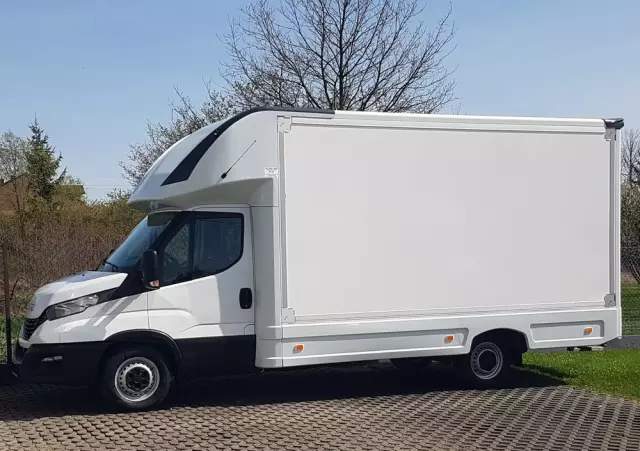 IVECO DAILY KONTENER NISKOPODŁOGOWY 4,43x2,23x2,42 SKLEP KAMPER FOODTRUCK BAR KLIMA KONIOWÓZ 