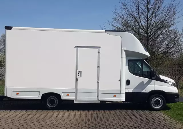 IVECO DAILY KONTENER NISKOPODŁOGOWY 4,43x2,23x2,42 SKLEP KAMPER FOODTRUCK BAR KLIMA KONIOWÓZ 