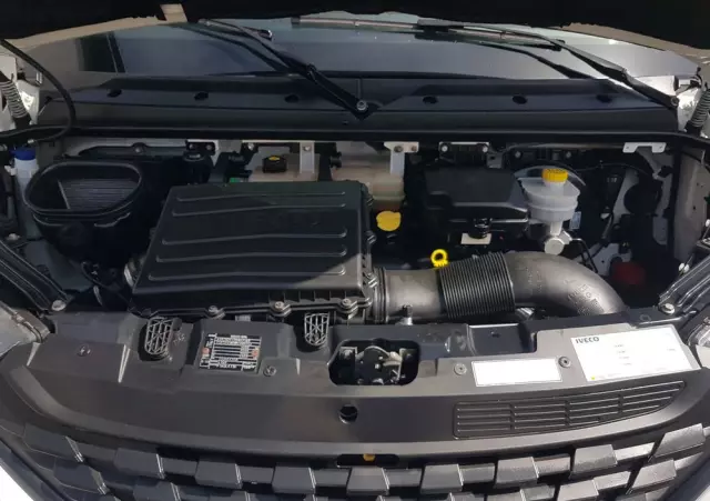 IVECO DAILY KONTENER NISKOPODŁOGOWY 4,43x2,23x2,42 SKLEP KAMPER FOODTRUCK BAR KLIMA KONIOWÓZ 