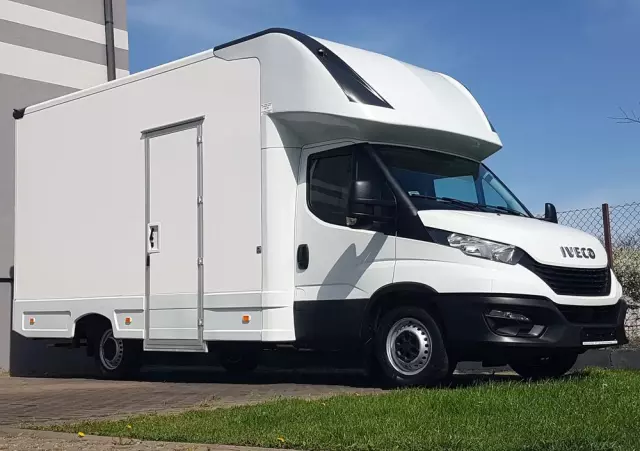 IVECO DAILY KONTENER NISKOPODŁOGOWY 4,43x2,23x2,42 SKLEP KAMPER FOODTRUCK BAR KLIMA KONIOWÓZ 