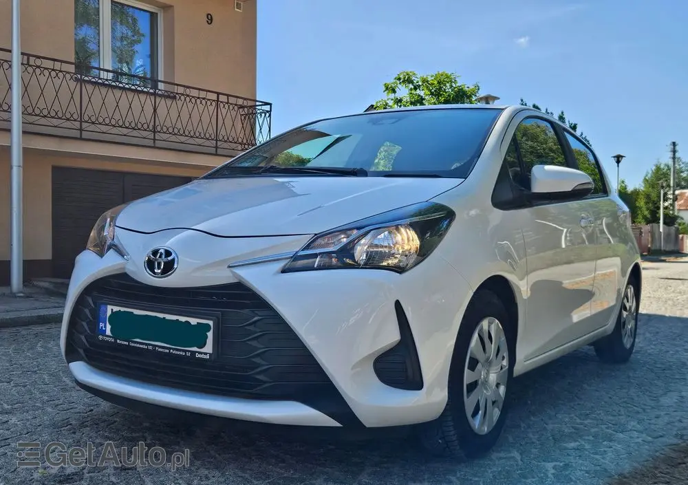 TOYOTA Yaris 1.0 Active