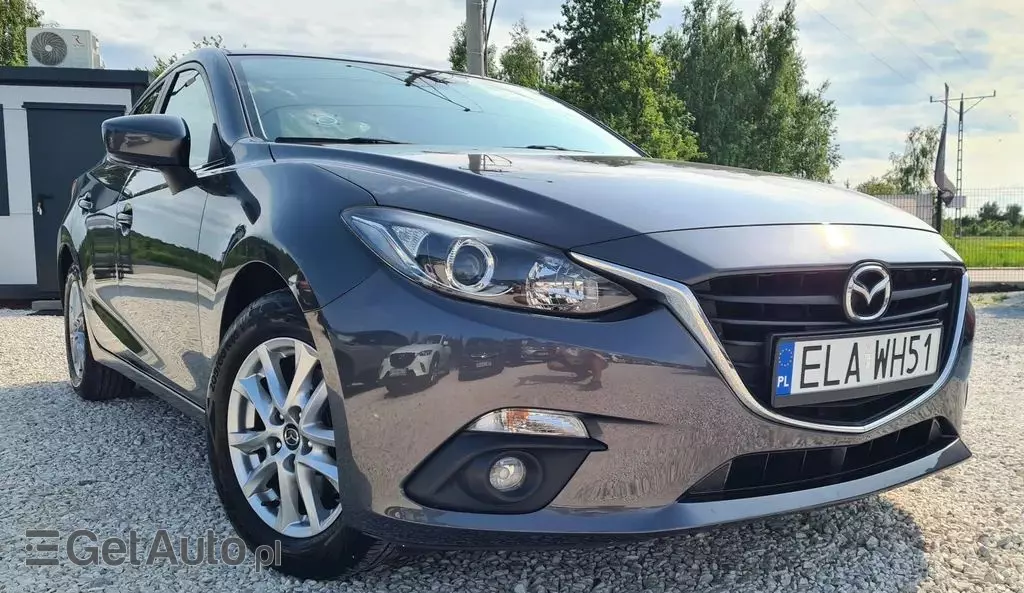 MAZDA 3 
