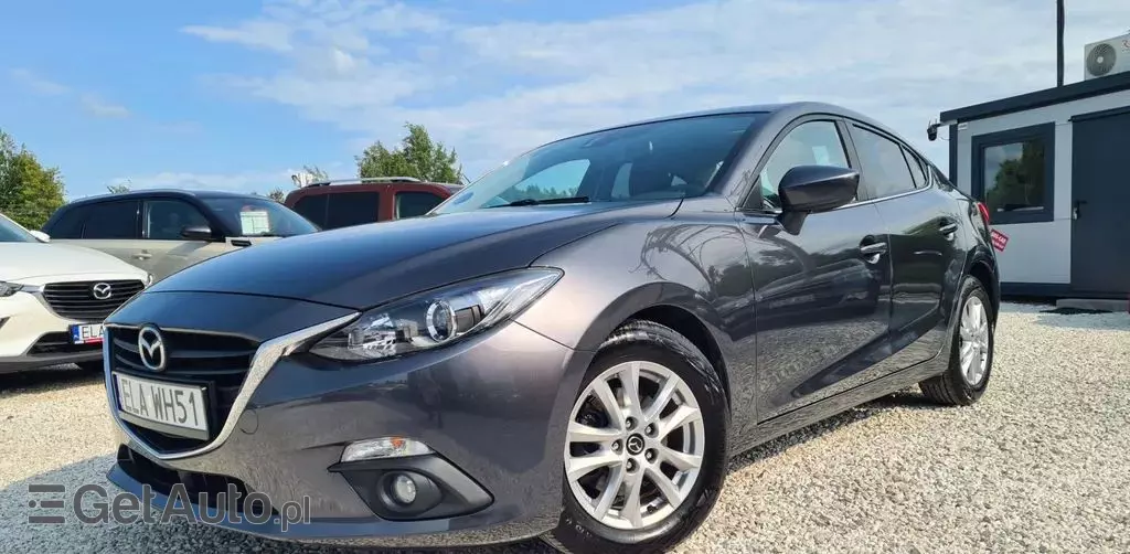 MAZDA 3 