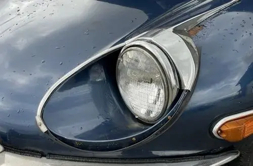 JAGUAR E-type 
