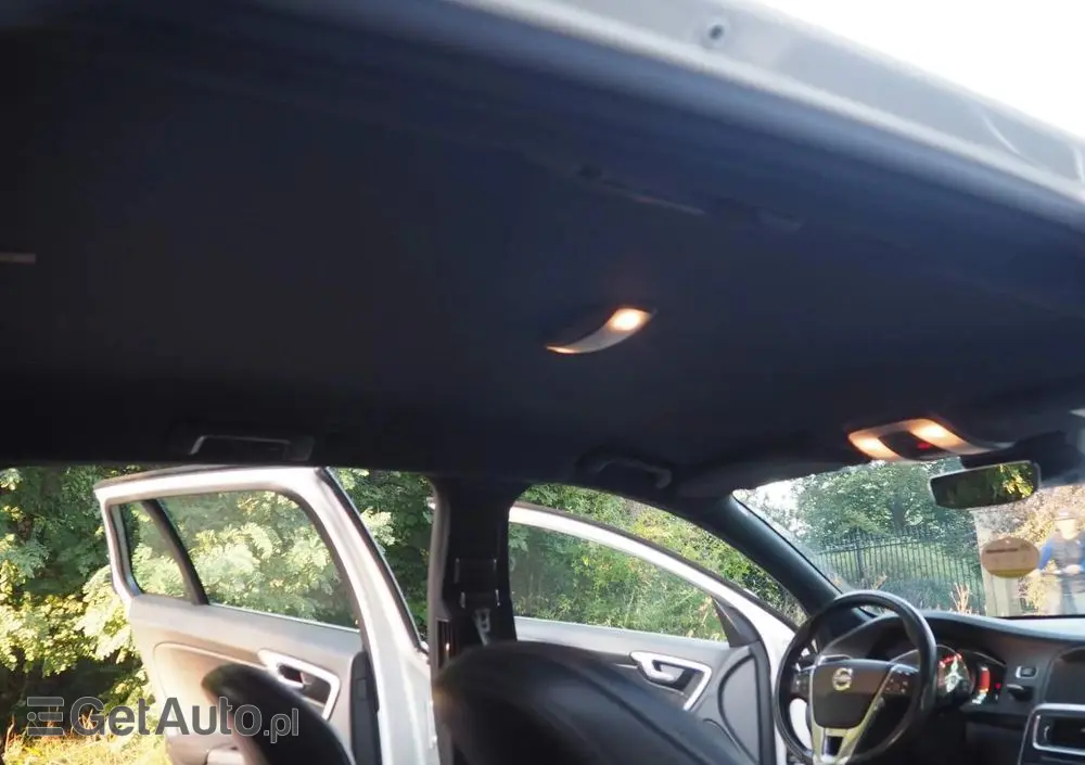 VOLVO V60 D3 Geartronic R-Design