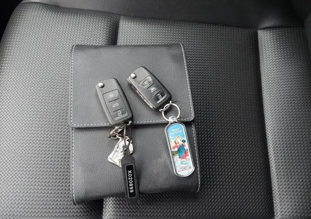 VOLKSWAGEN Caddy Maxi 2.0 TDI Trendline Mixt