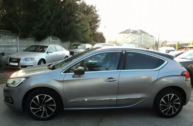 CITROEN DS4 