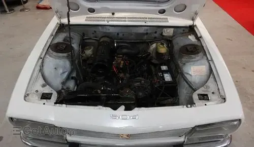 PEUGEOT 504 