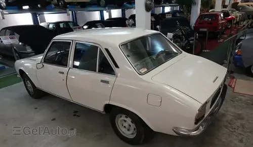 PEUGEOT 504 