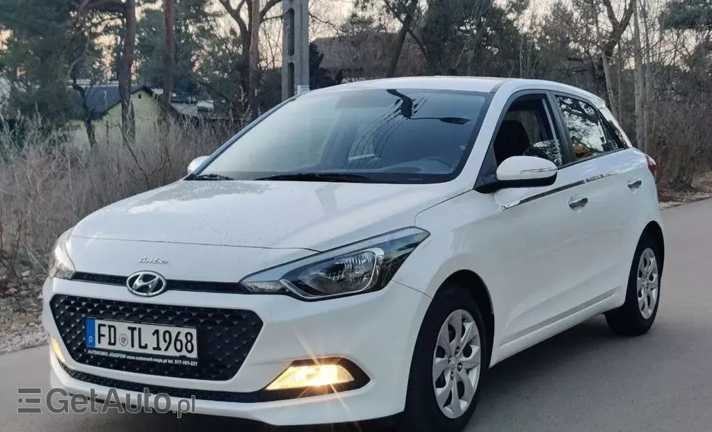 HYUNDAI I20 