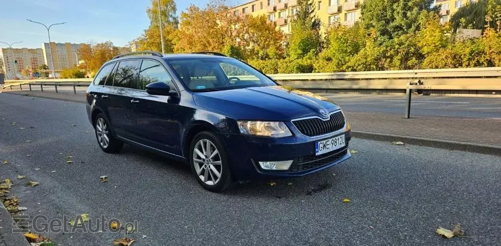 SKODA Octavia 