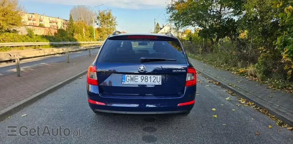 SKODA Octavia 
