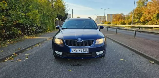 SKODA Octavia 