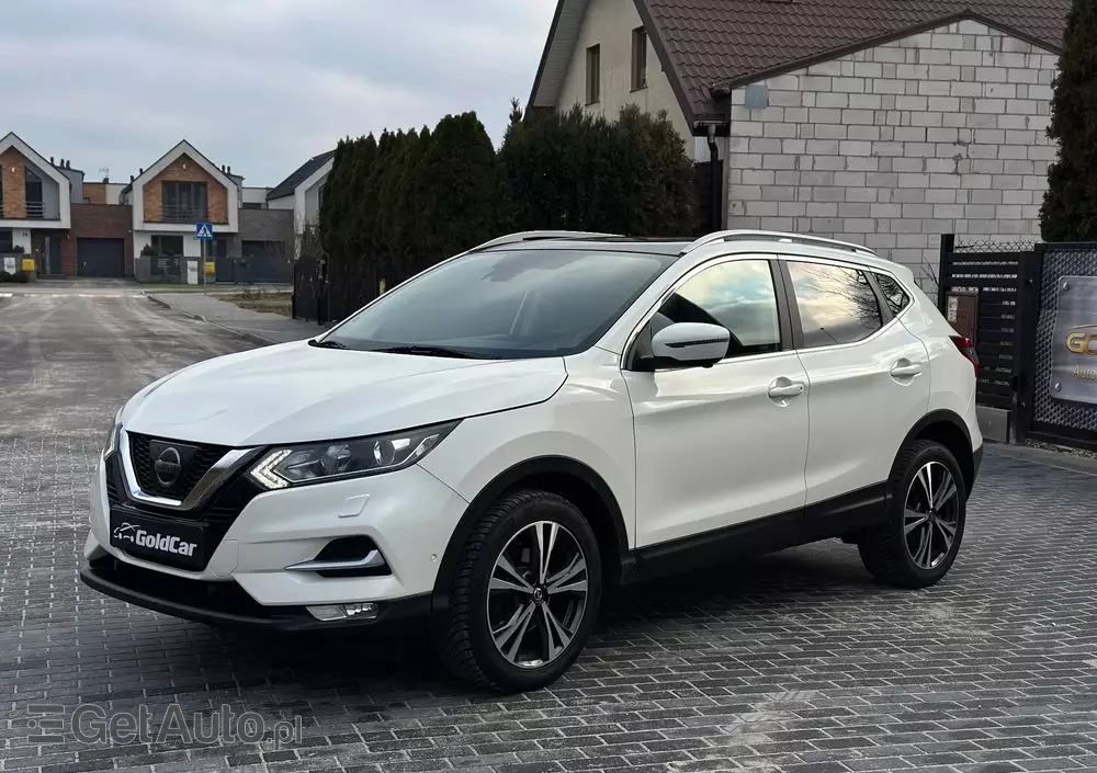 NISSAN Qashqai 1.2 DIG-T N-Connecta Xtronic