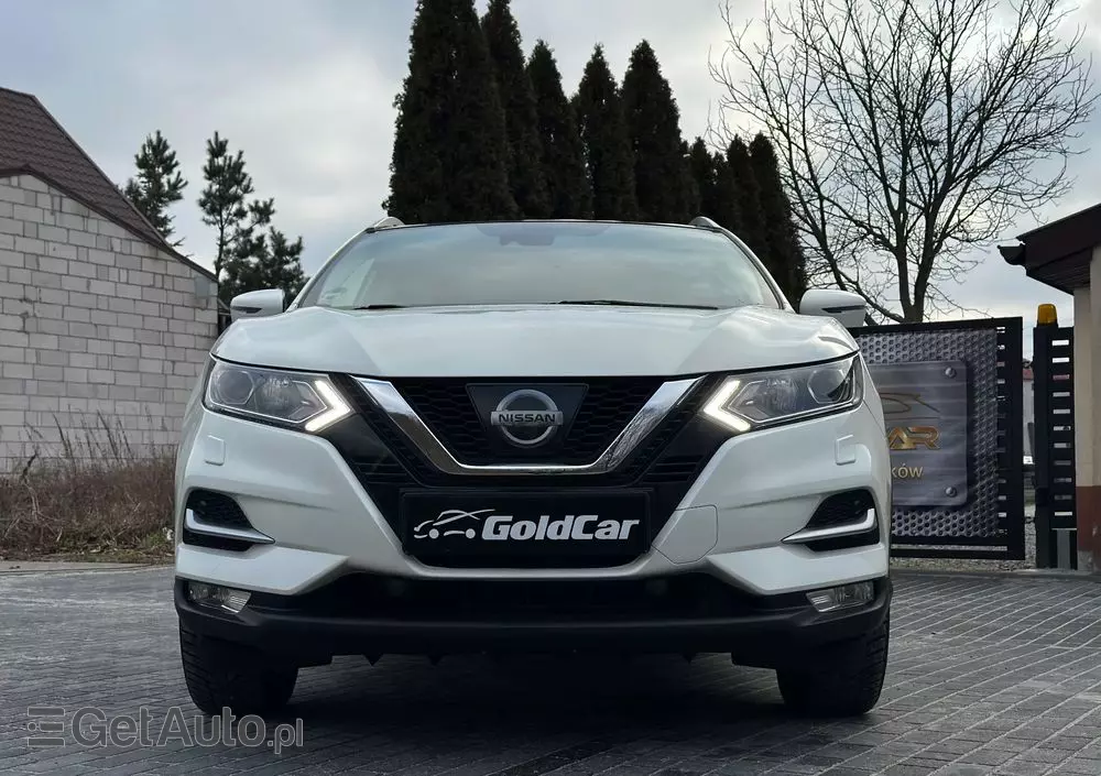 NISSAN Qashqai 1.2 DIG-T N-Connecta Xtronic