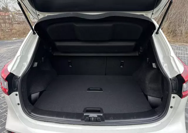 NISSAN Qashqai 1.2 DIG-T N-Connecta Xtronic