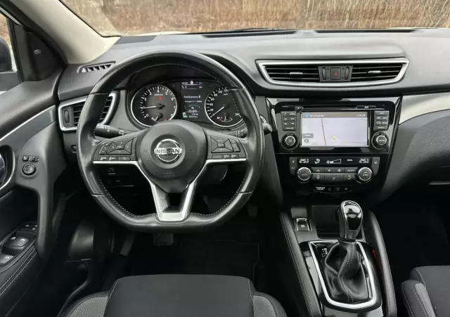 NISSAN Qashqai 1.2 DIG-T N-Connecta Xtronic