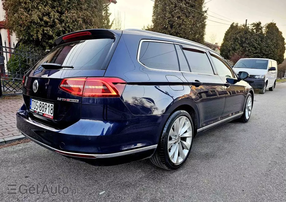 VOLKSWAGEN Passat Variant 2.0 TDI SCR 4Motion DSG Highline