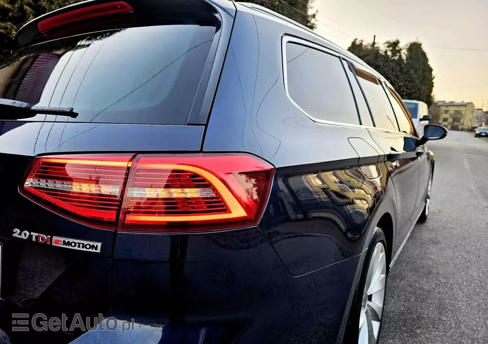 VOLKSWAGEN Passat Variant 2.0 TDI SCR 4Motion DSG Highline