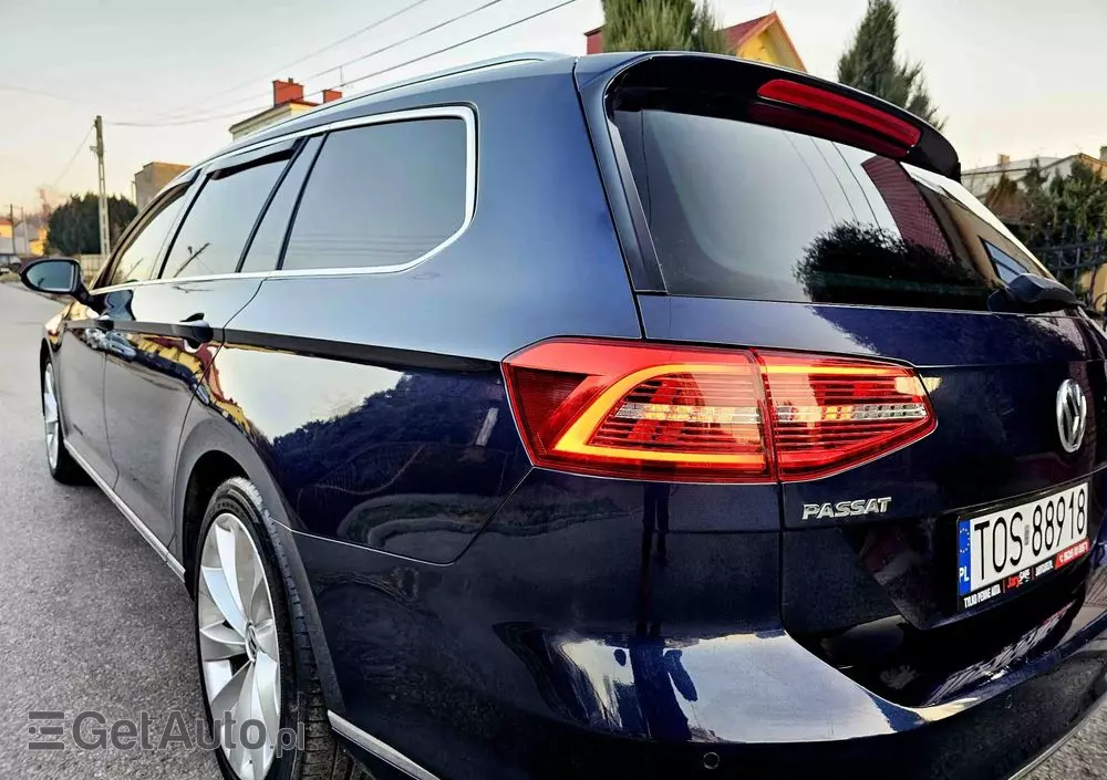 VOLKSWAGEN Passat Variant 2.0 TDI SCR 4Motion DSG Highline