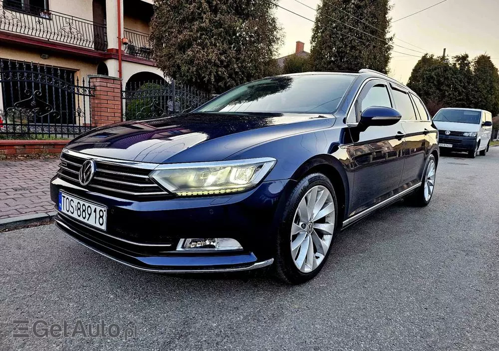 VOLKSWAGEN Passat Variant 2.0 TDI SCR 4Motion DSG Highline