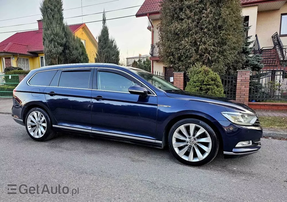 VOLKSWAGEN Passat Variant 2.0 TDI SCR 4Motion DSG Highline