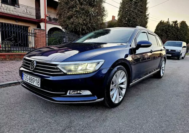 VOLKSWAGEN Passat Variant 2.0 TDI SCR 4Motion DSG Highline