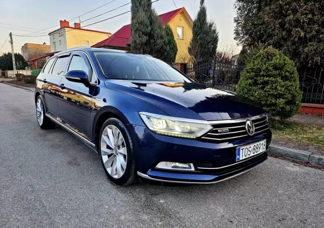 VOLKSWAGEN Passat Variant 2.0 TDI SCR 4Motion DSG Highline