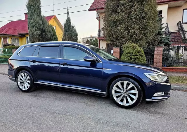 VOLKSWAGEN Passat Variant 2.0 TDI SCR 4Motion DSG Highline